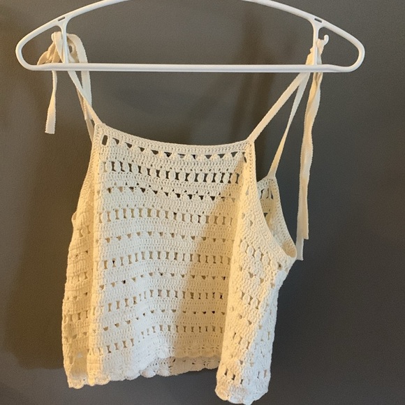 American Eagle Outfitters Cream crochet Top - Picture 3 of 3